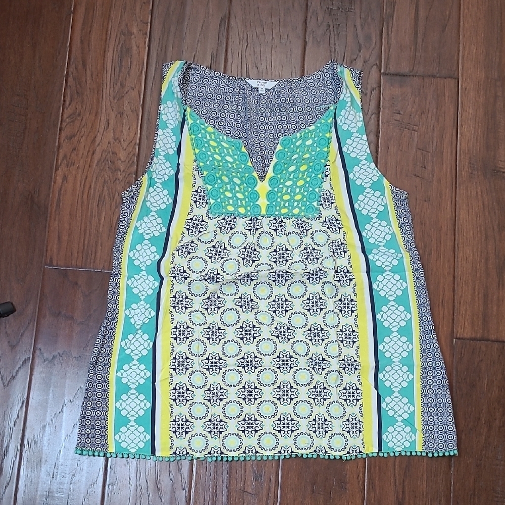 Crown & Ivy Multicolor Sleeveless Blouse size Medium